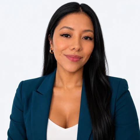 Portrait of Betsabe Ramirez, Director of Sales and Operations at ARVIX